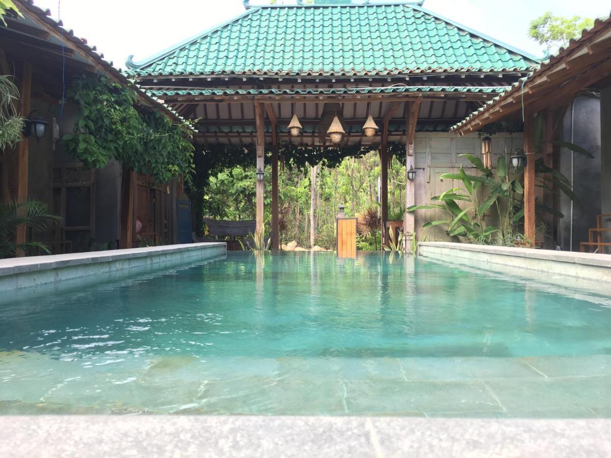 Watukarung Ristu Homestay Kalak エクステリア 写真