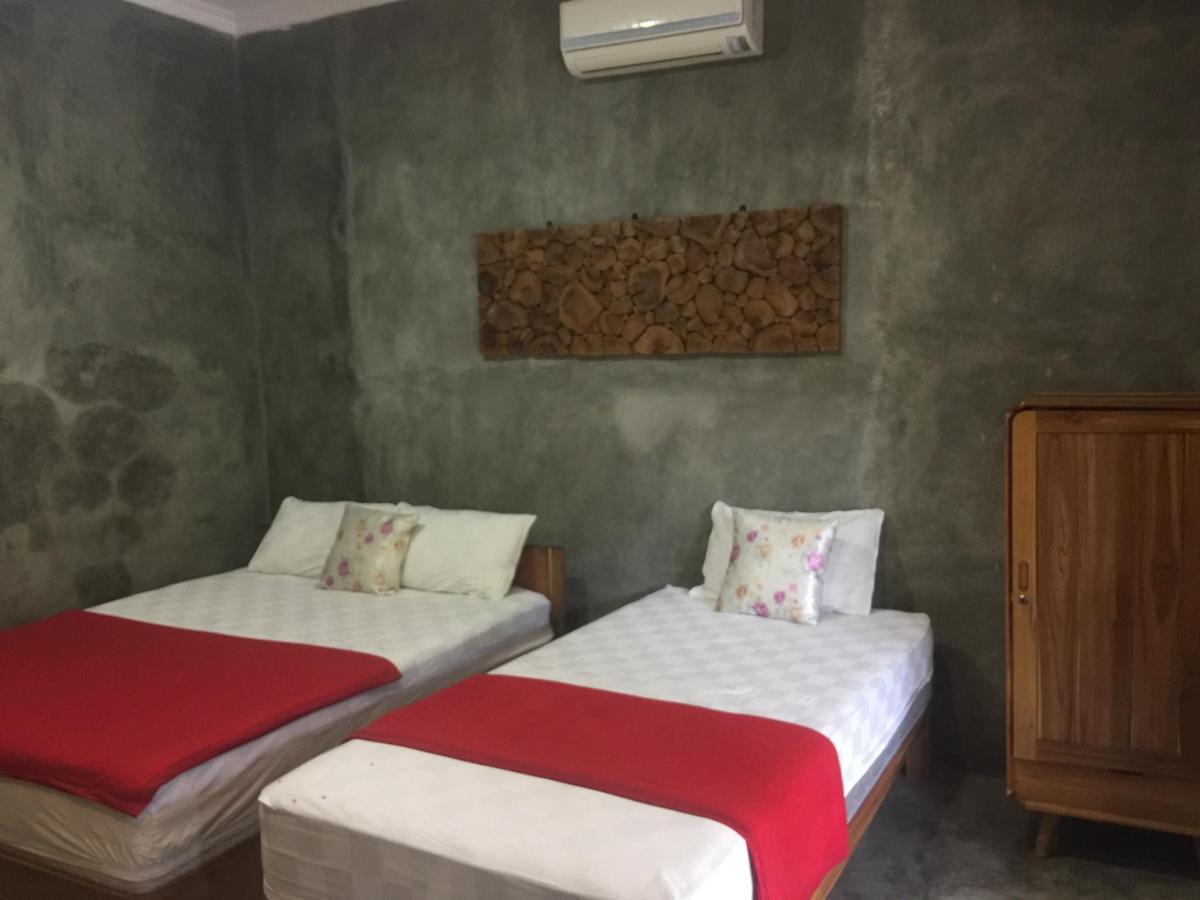 Watukarung Ristu Homestay Kalak エクステリア 写真