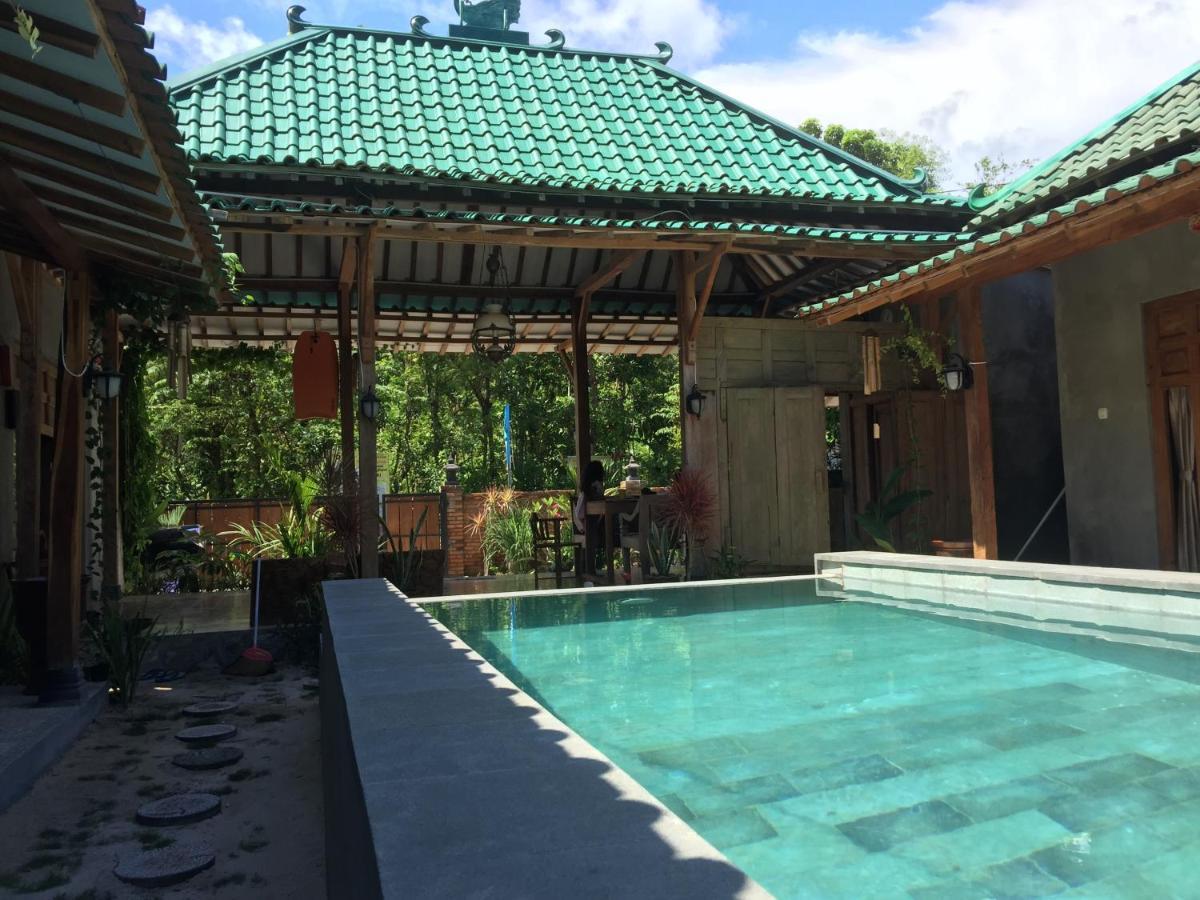Watukarung Ristu Homestay Kalak エクステリア 写真