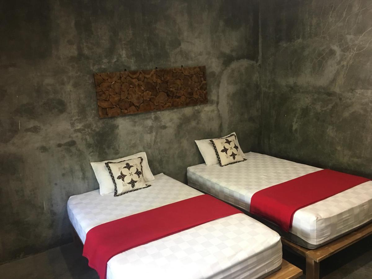 Watukarung Ristu Homestay Kalak エクステリア 写真