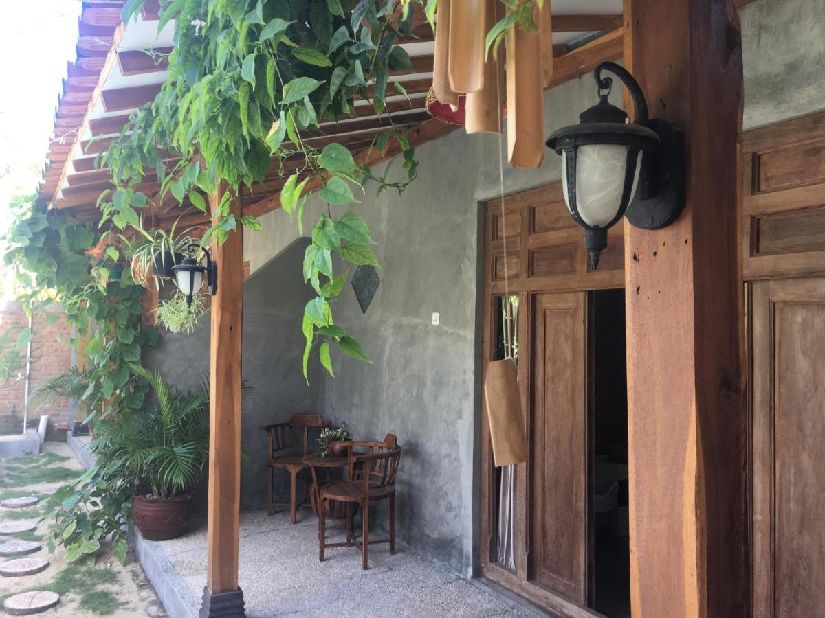 Watukarung Ristu Homestay Kalak エクステリア 写真