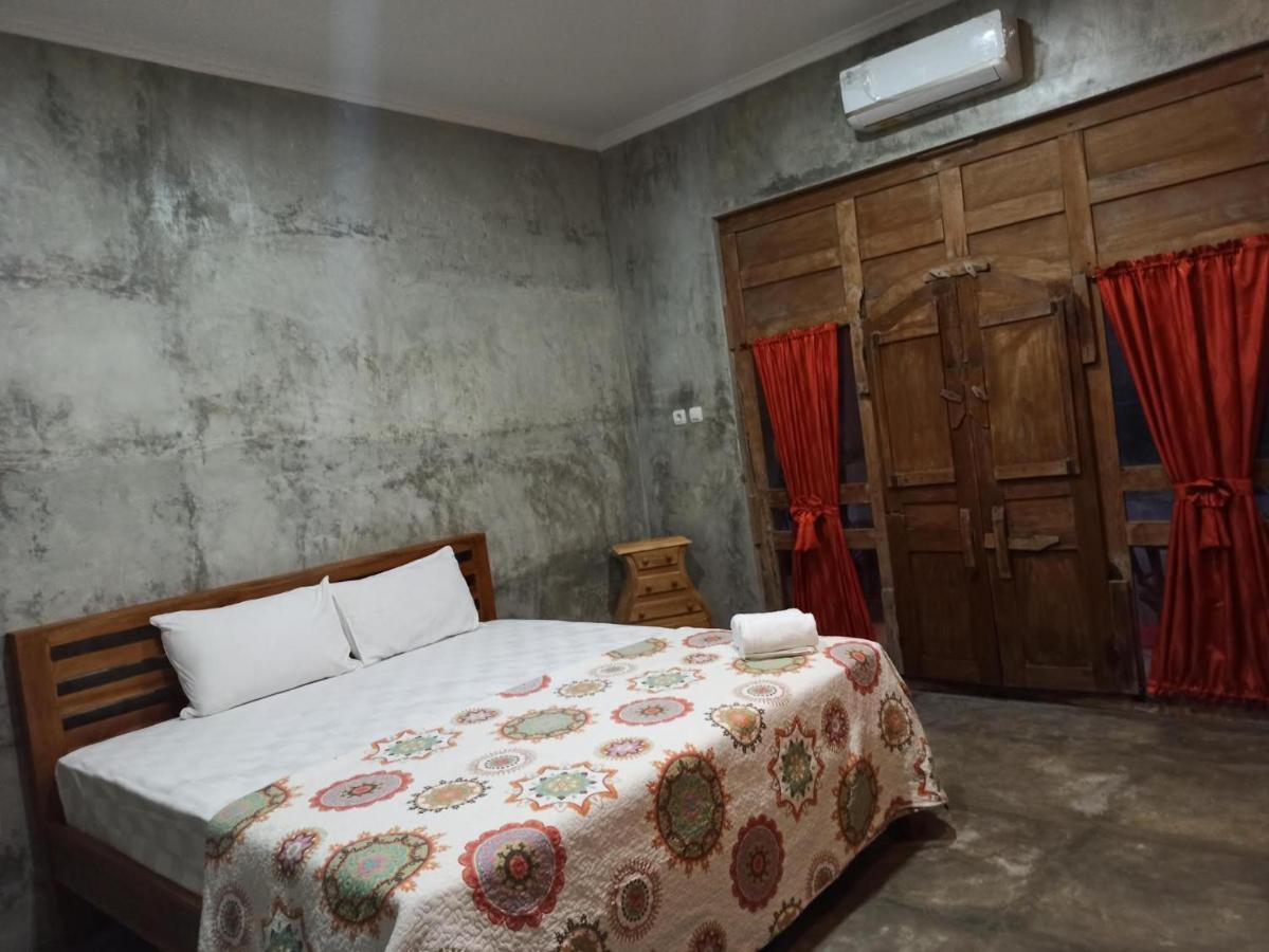 Watukarung Ristu Homestay Kalak エクステリア 写真