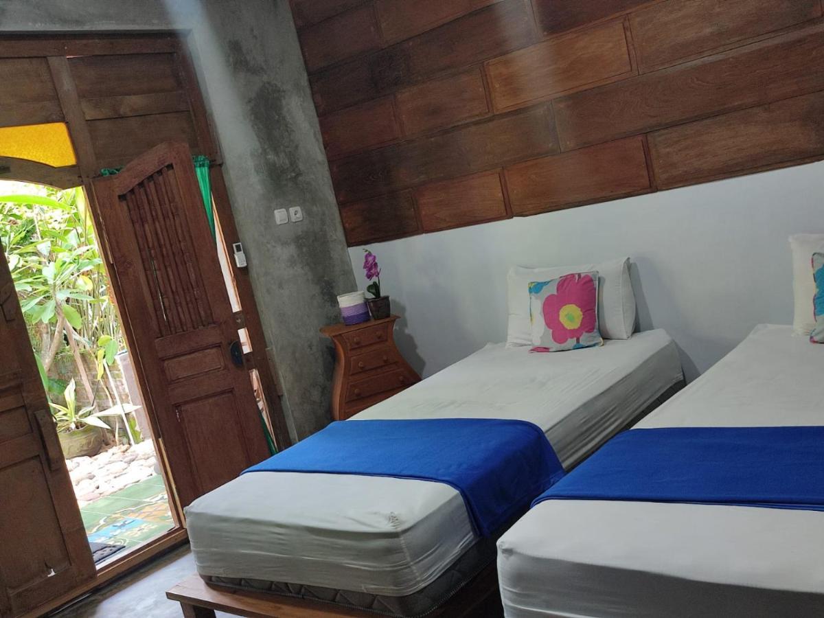 Watukarung Ristu Homestay Kalak エクステリア 写真