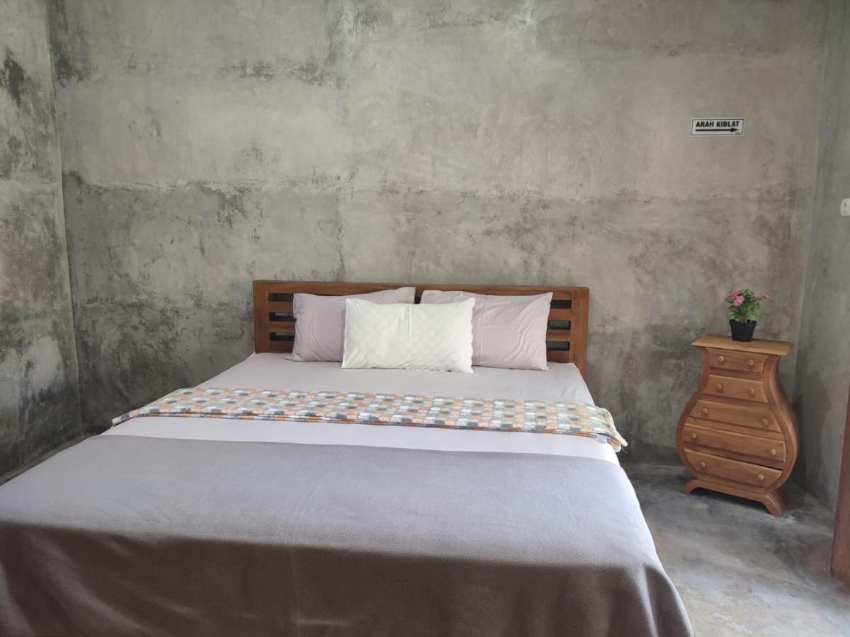 Watukarung Ristu Homestay Kalak エクステリア 写真